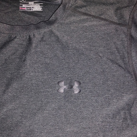 Under Armor Dry-Fit shirts - Picture 4 of 4
